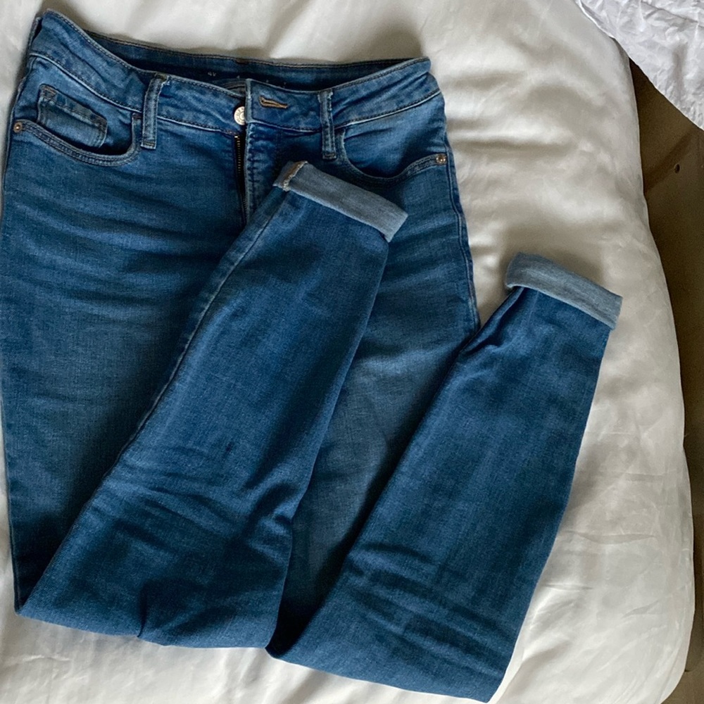 Old navy skinny/straight leg jeans, like new